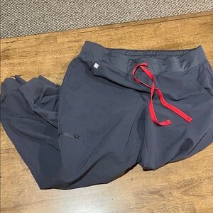 Figs Charcoal zaroma petite